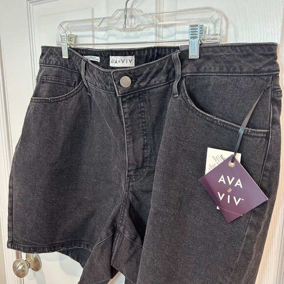 Ava & Viv NWT Denim High Rise Relaxed Bermuda Shorts, 18 - Picture 2 of 8